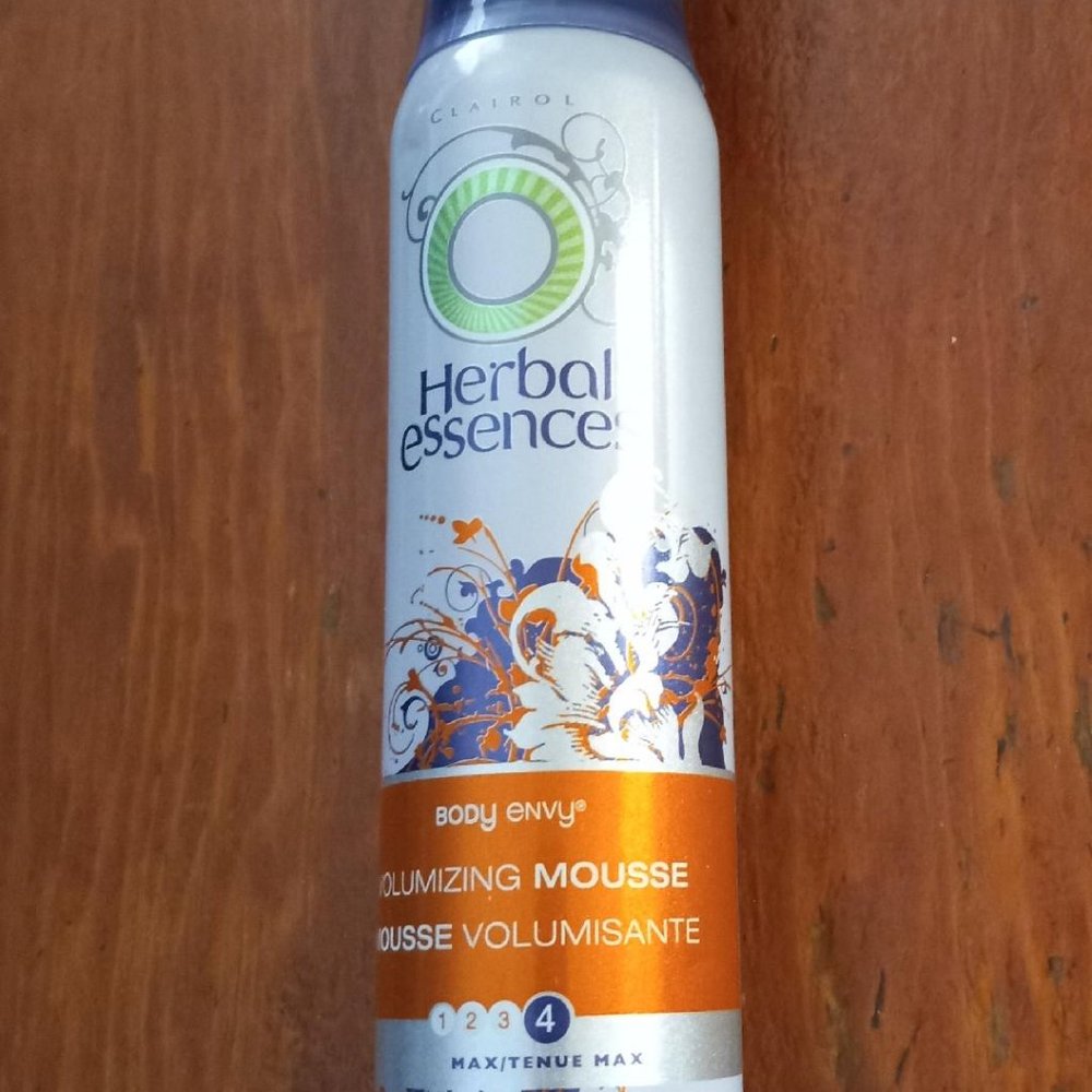 *NEW*FREE*w/$10~ PURCHASE* *NEW* "HERBAL ESSENCES" BODY ENVY VOLUMIZING MOUSSE
